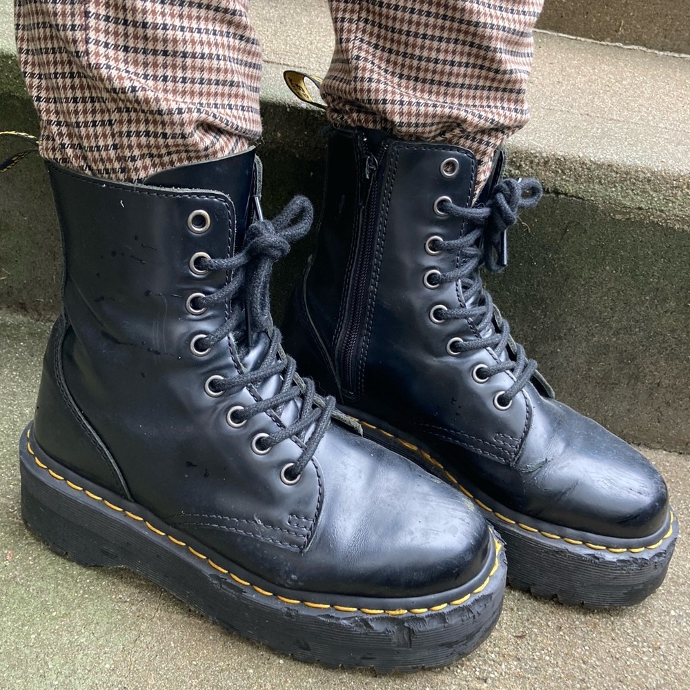 Dr. Martens Jadons